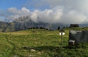 86 Rientro alle Baite di Mezzeno sul sent. 272-217 